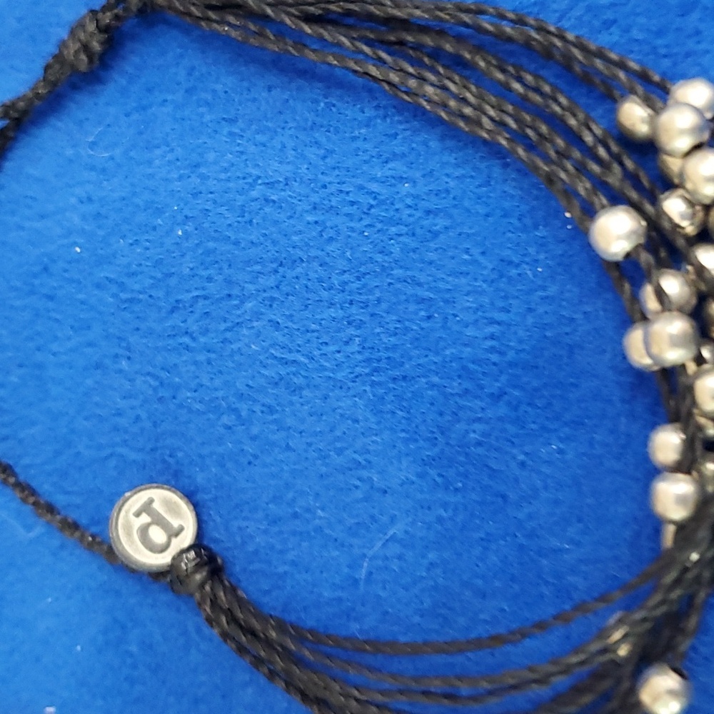 Bracelets - Picture 3 of 5